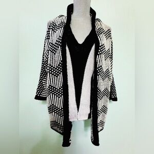 GAP Black and White Patterned Cardigan